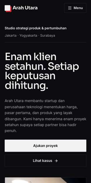 Tampilan template Studio strategi di ponsel